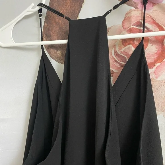 Pretty medium lined top​​​​​ - Picture 6 of 7